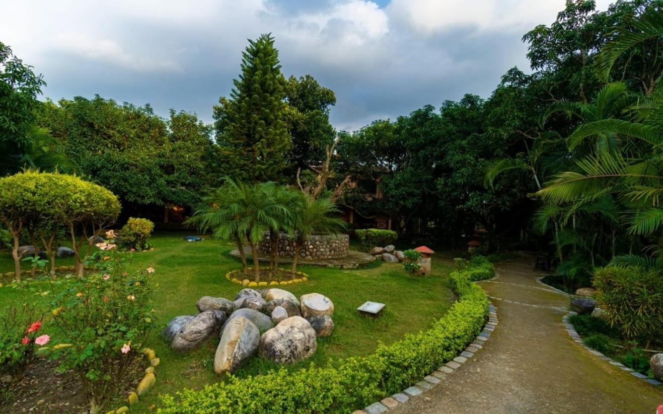 Corbett Wild Resorts & Spa Garjia Екстериор снимка